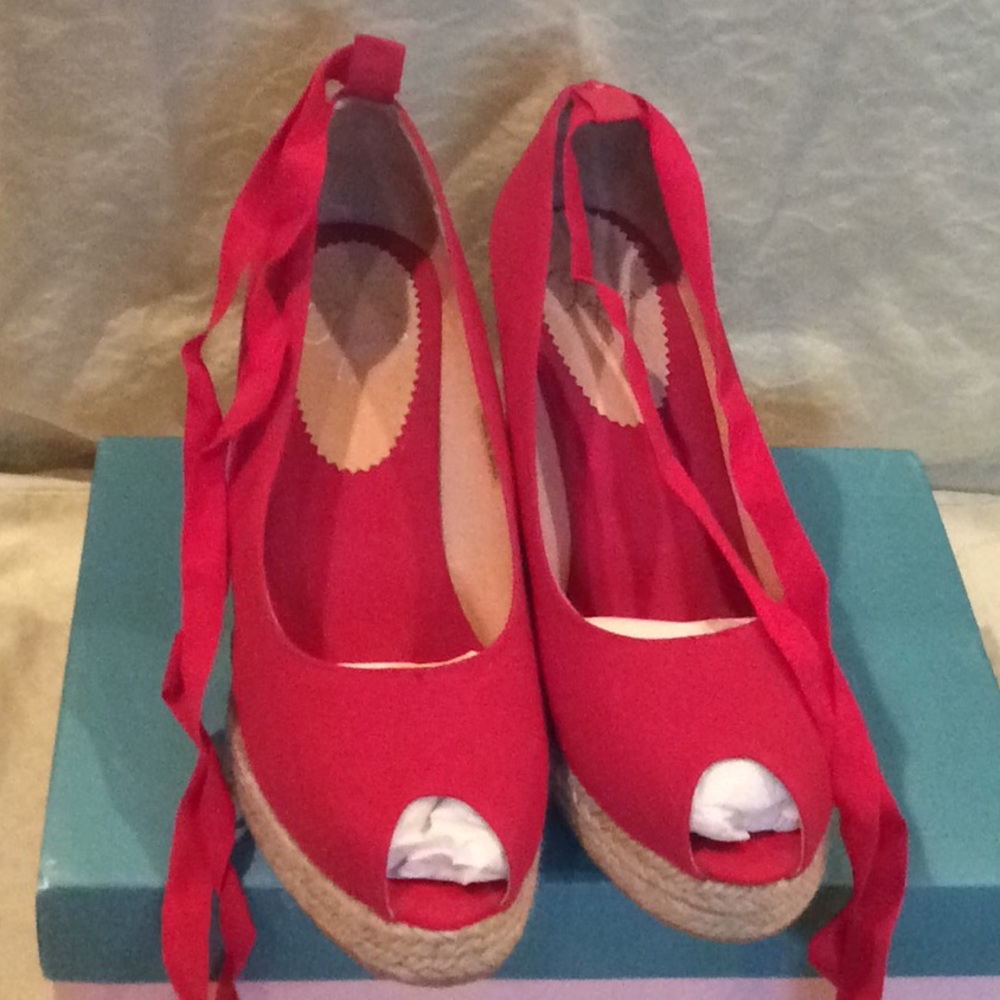 Red wedge heel espadrilles sz 10